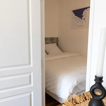 La Cosy - Sleep In *
